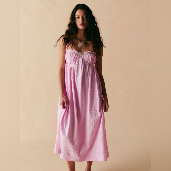 NWT Poppy Midi Dress - Picture 1 of 3